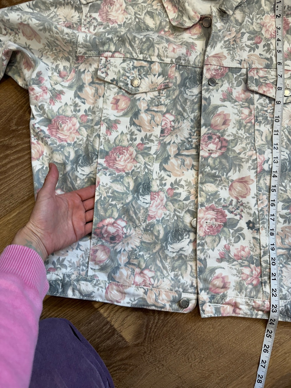 Vintage 80s/90s Classic Floral Jean Jacket in White & Pink - M - Picture 8 of 14